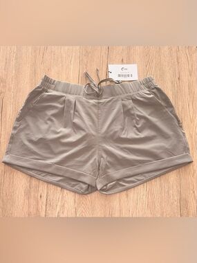ZYIA Dune Summer Shorts Size Medium (taupe/tan color) New with tag & bag.